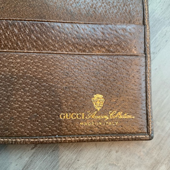 Authentic Gucci Wallet~ like new! - Picture 2 of 8
